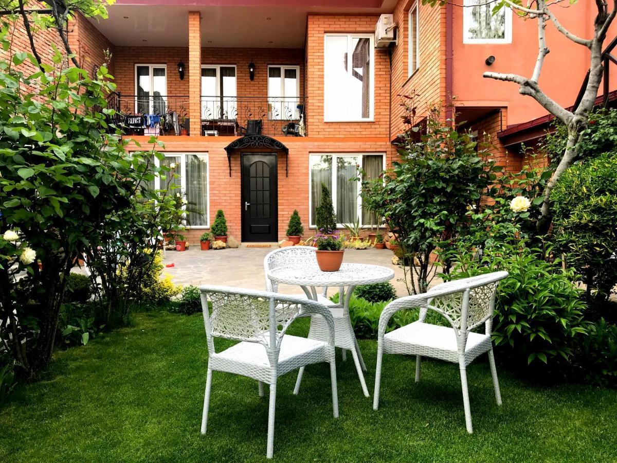 Green Garden Tbilisi Eksteriør billede